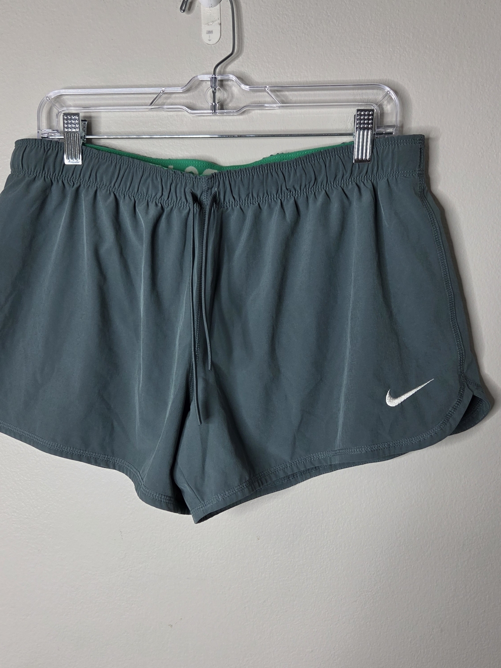 Nike Women’s Teal Biker Lined Running Shorts